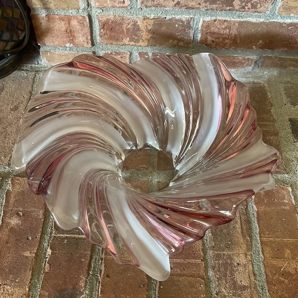 Frosted Glass & Pink Large Swirl Centerpiece Bowl - Picture 2 of 6